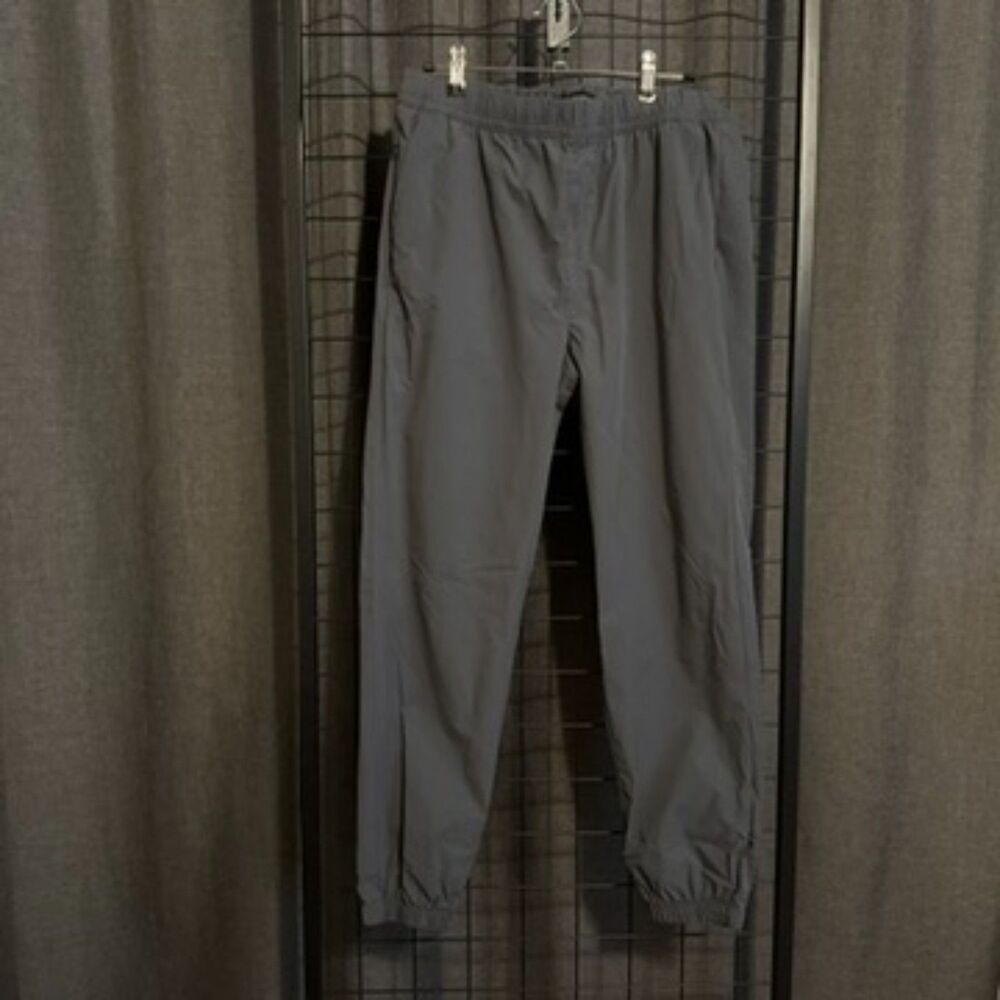 Banana Republic | grey jogger pants